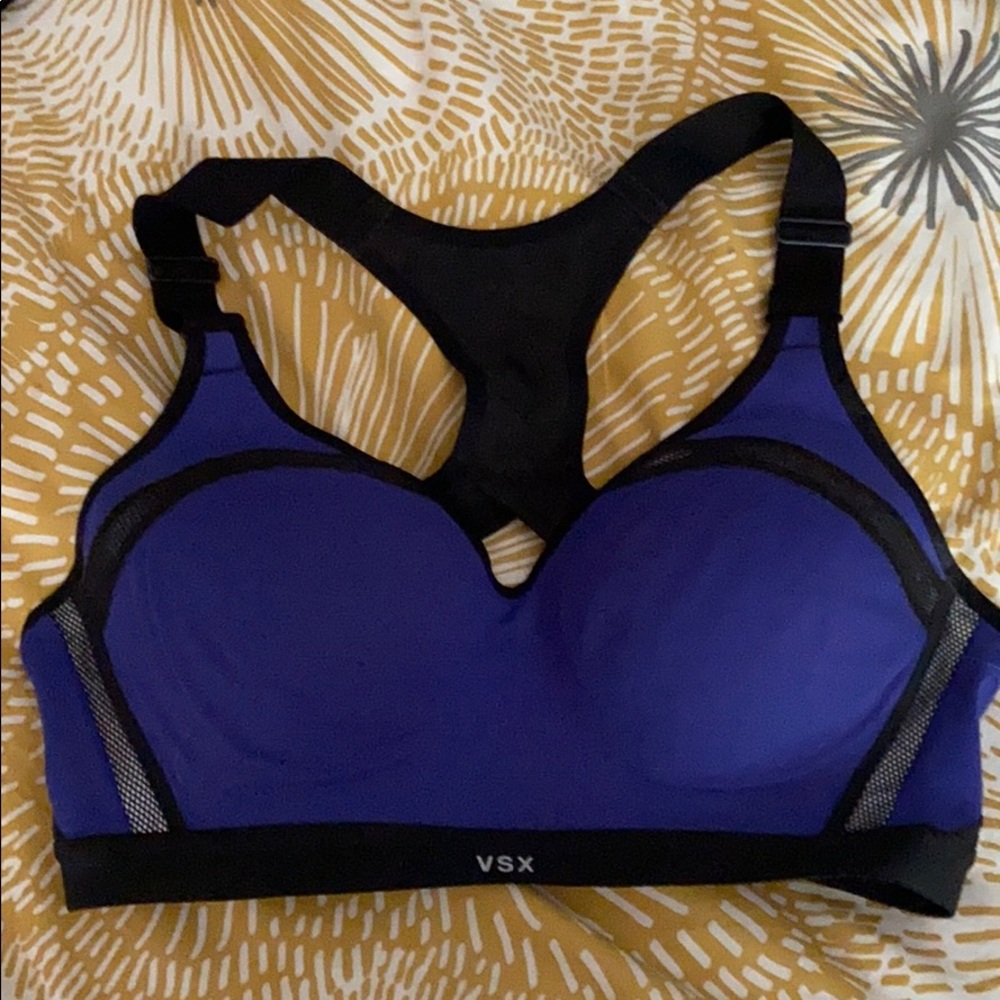 VSX sports bra 34D